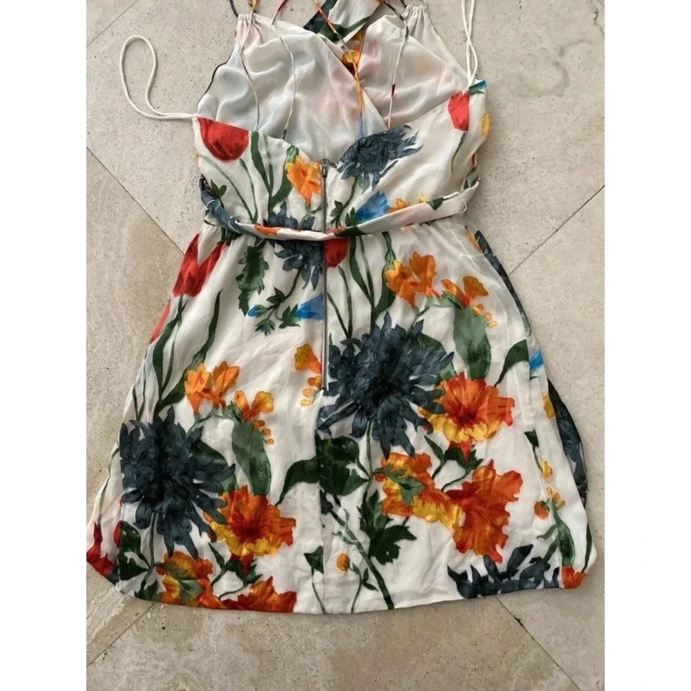 Alice + Olivia Sz 6 Dress Faux Wrap Silk Blend  Floral Mini Belted ‎ EXCELLENT